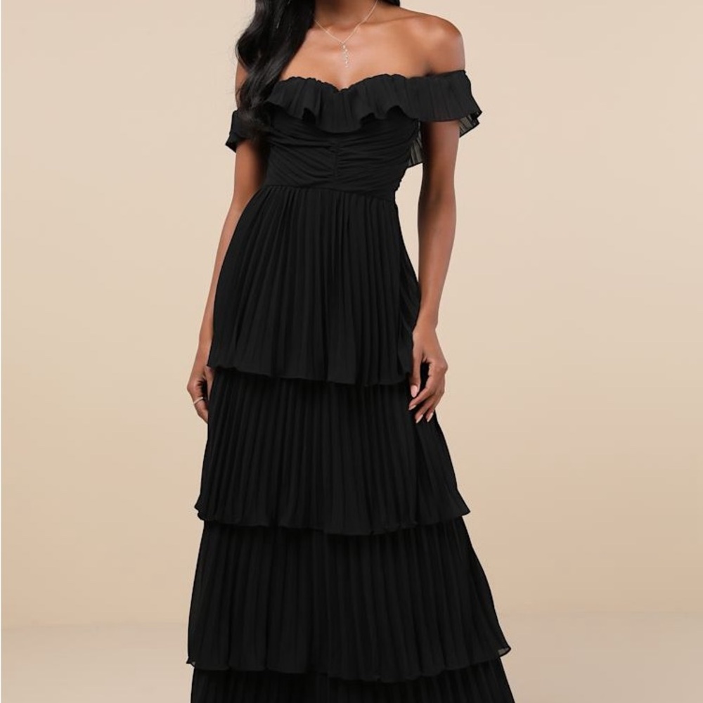 Lulus Elegant Black Off-Shoulder Dress size S new without tag